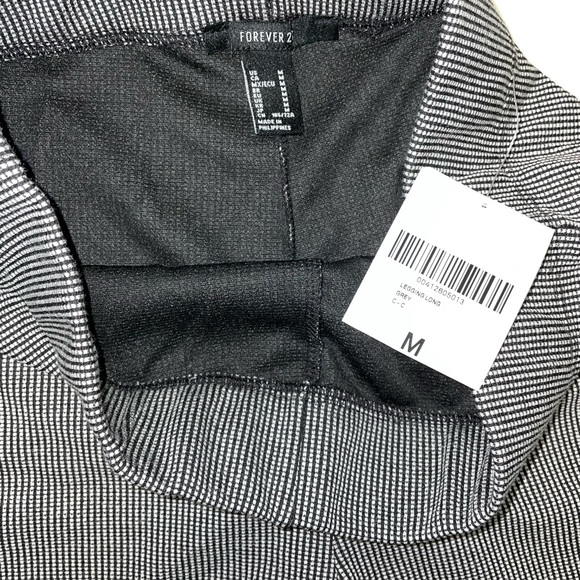 Microstriped Knit High-Rise Leggings - Picture 4 of 4